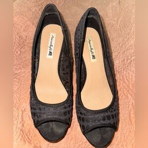 American Eagle Outfitters Black Peep-Toe Heels